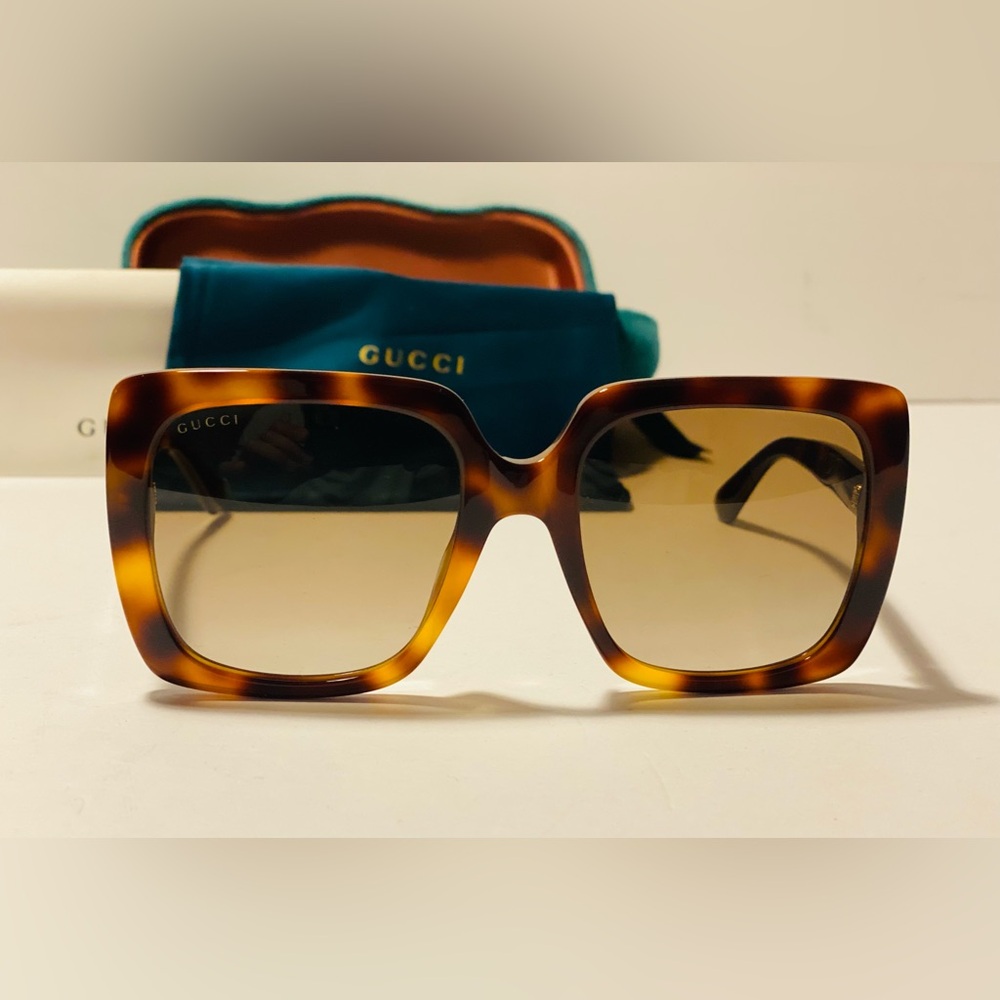 Gucci Brown Oversized Sunglasses Luxury Set New Case Cloth and Authenticity Card